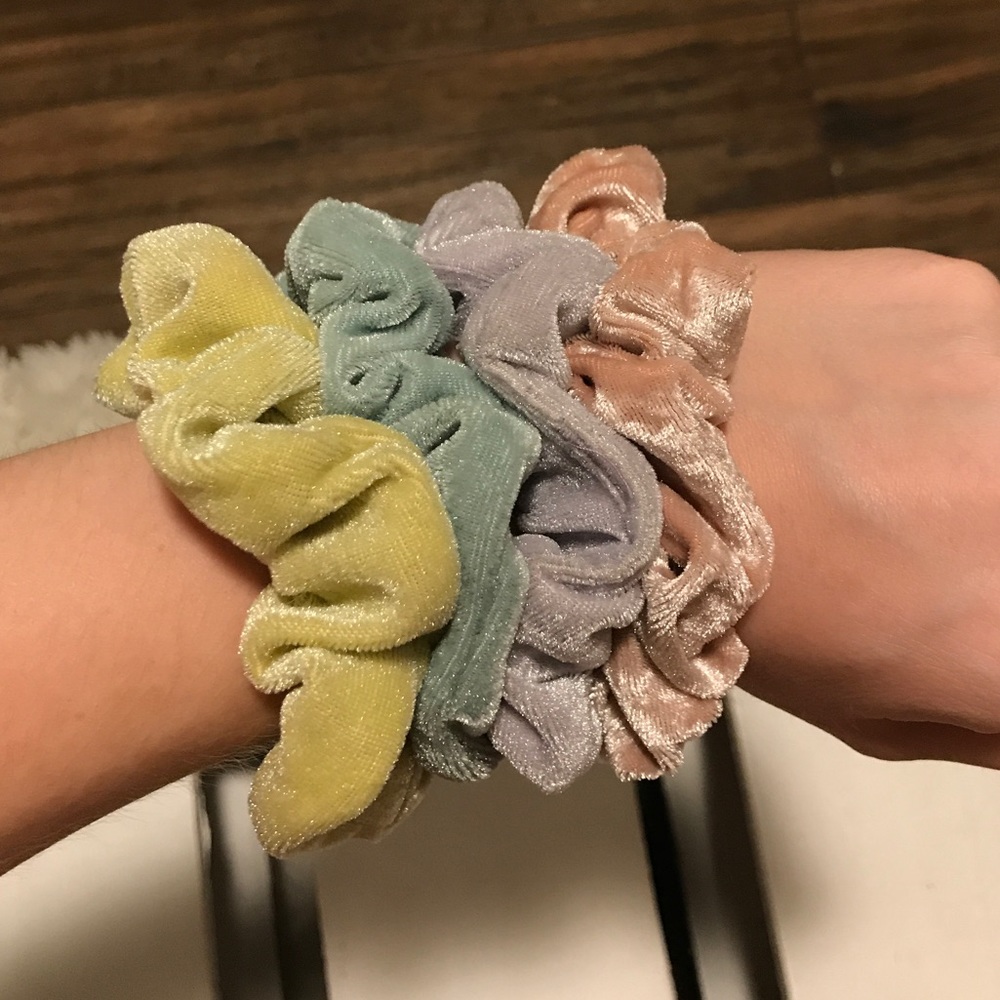 Francesca’s Scrunchie Pack!